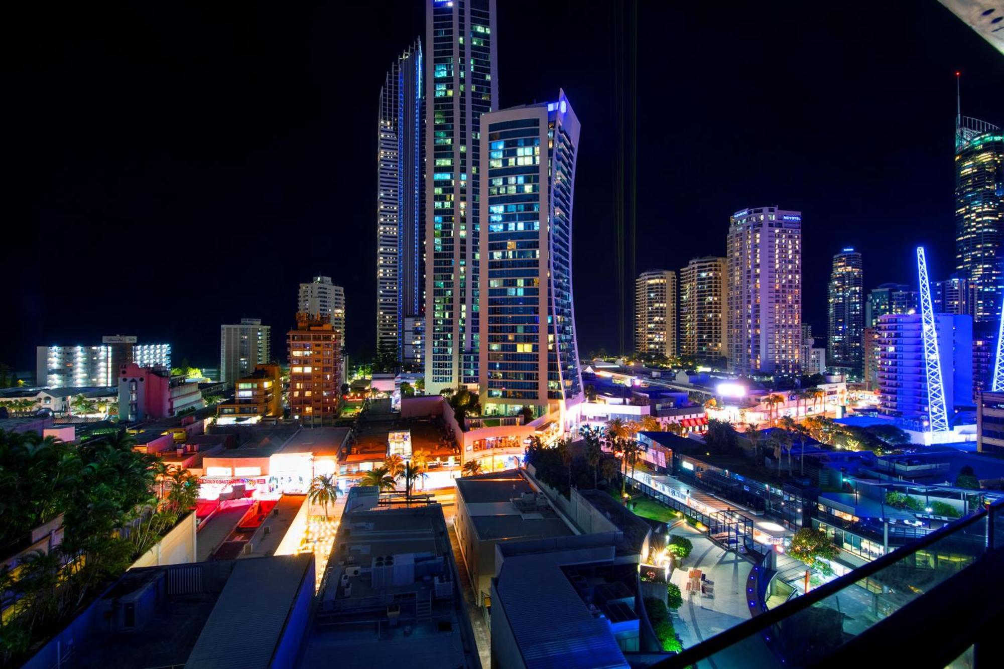 Ocean View Apartments With Balcony - Circle On Cavill - Central Location! - Self Contained & Privately Managed Gold Coast Dış mekan fotoğraf
