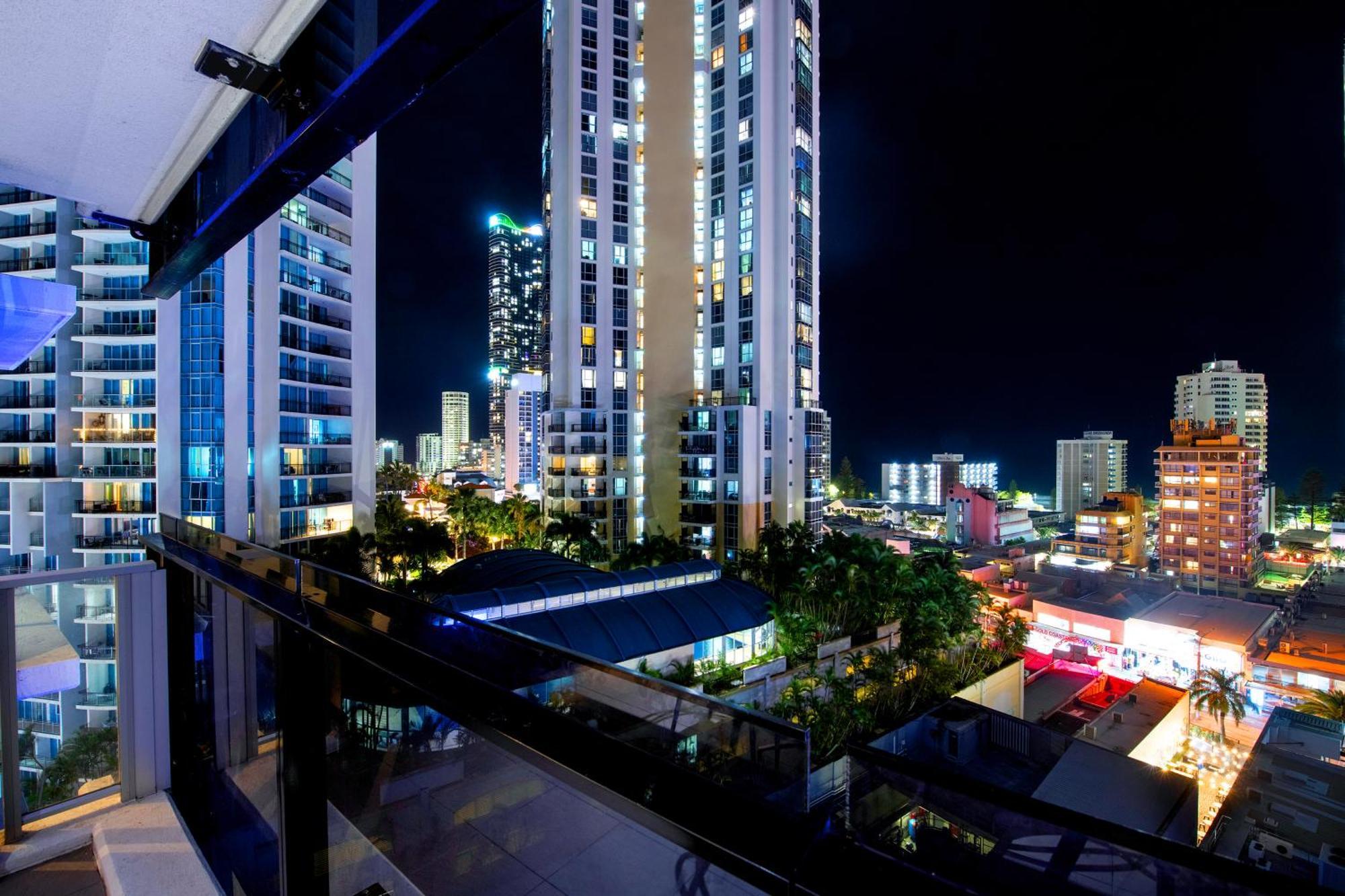 Ocean View Apartments With Balcony - Circle On Cavill - Central Location! - Self Contained & Privately Managed Gold Coast Dış mekan fotoğraf