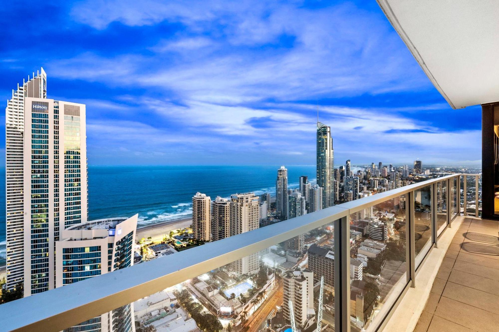 Ocean View Apartments With Balcony - Circle On Cavill - Central Location! - Self Contained & Privately Managed Gold Coast Dış mekan fotoğraf
