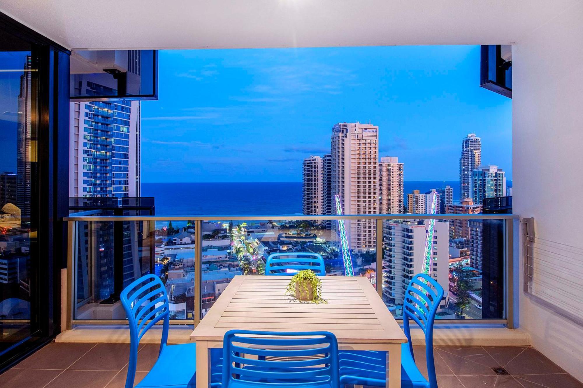 Ocean View Apartments With Balcony - Circle On Cavill - Central Location! - Self Contained & Privately Managed Gold Coast Dış mekan fotoğraf
