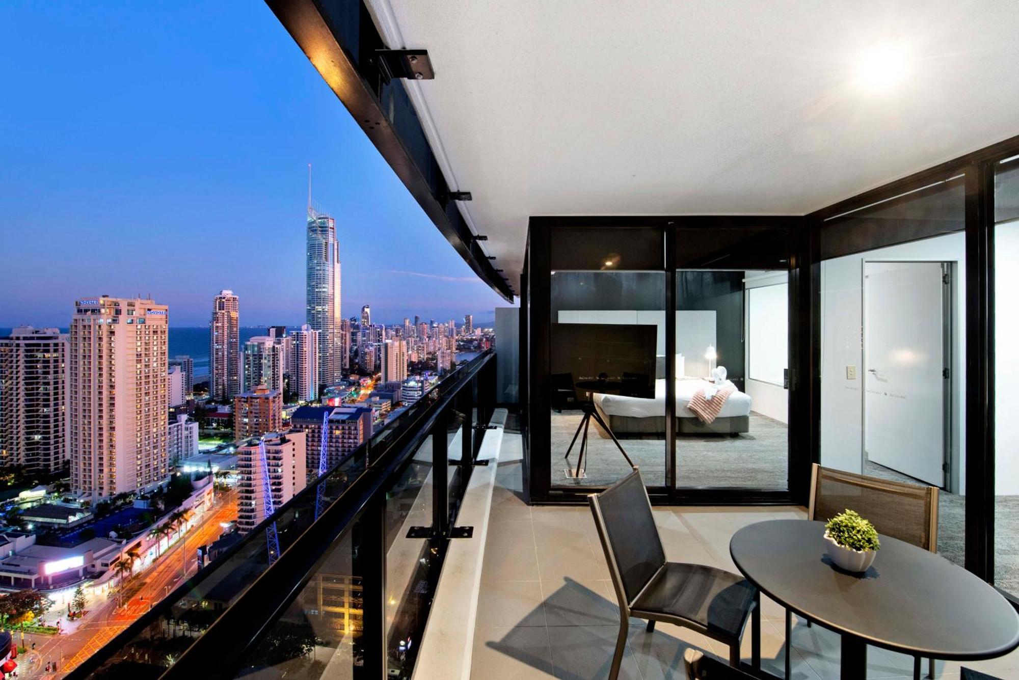 Ocean View Apartments With Balcony - Circle On Cavill - Central Location! - Self Contained & Privately Managed Gold Coast Dış mekan fotoğraf