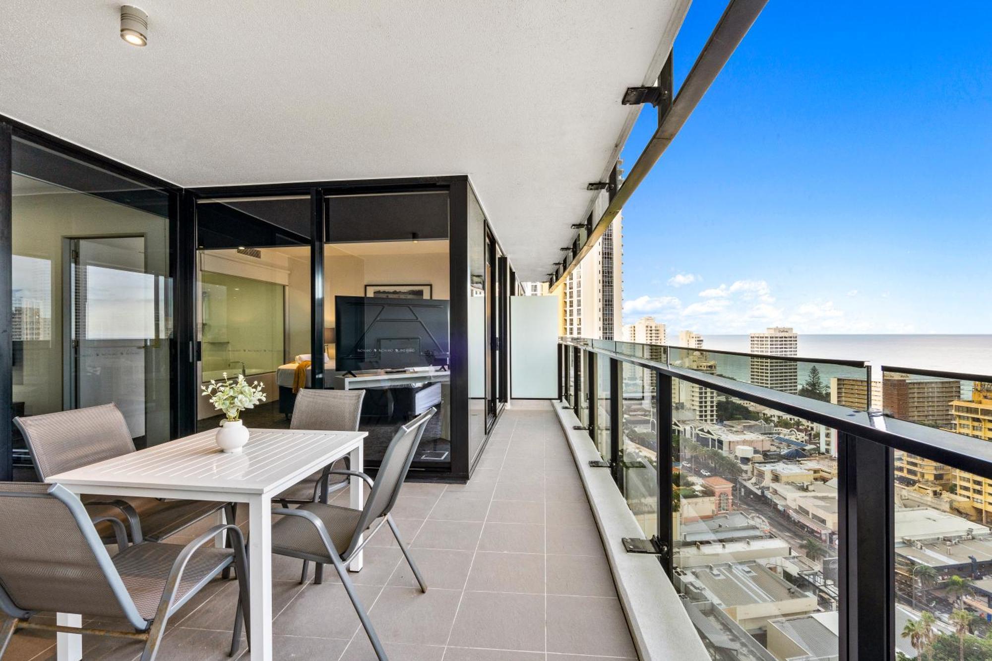 Ocean View Apartments With Balcony - Circle On Cavill - Central Location! - Self Contained & Privately Managed Gold Coast Dış mekan fotoğraf